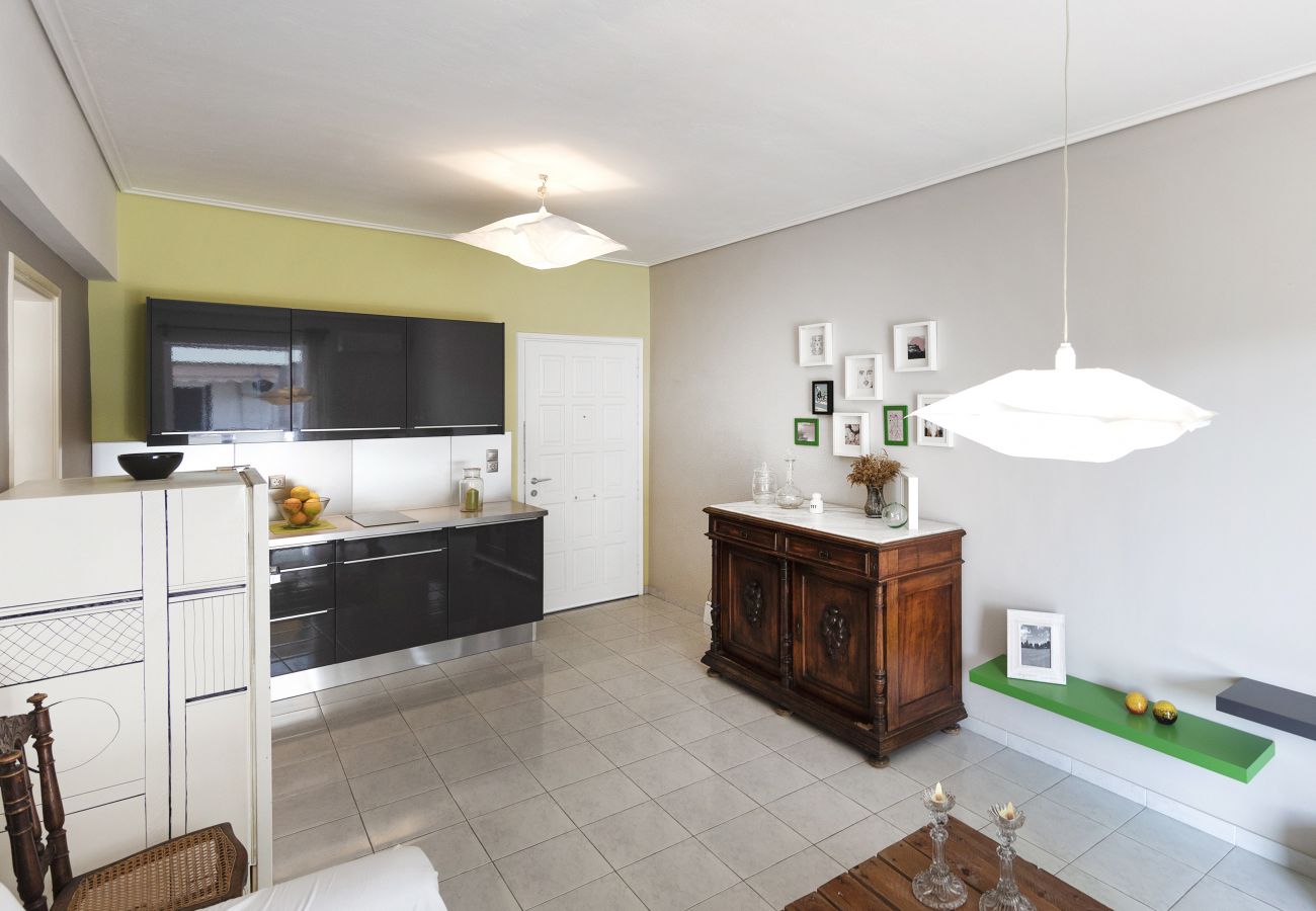 Apartment in Chalandri - Central Halandri apartment near all hospitals 