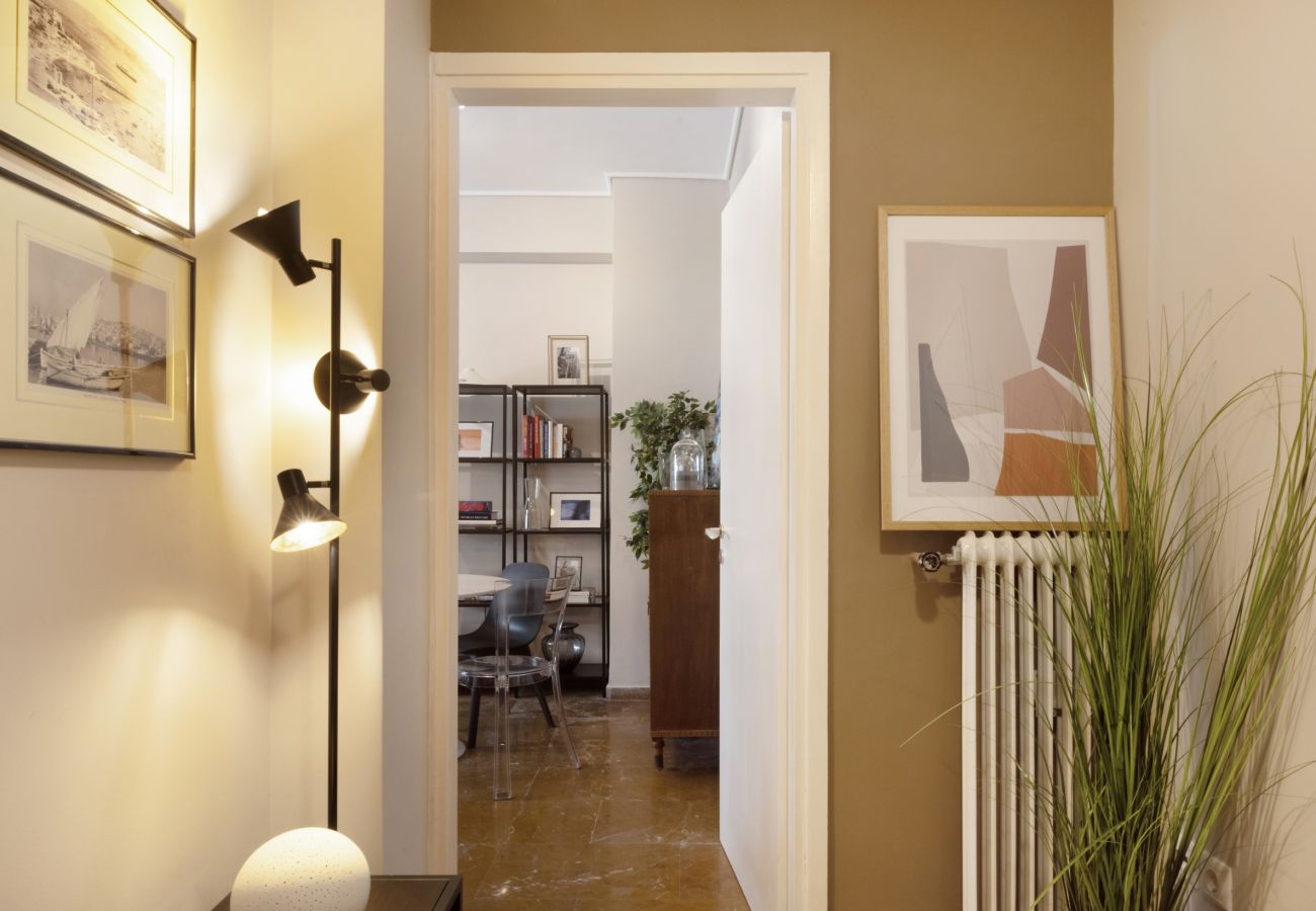 Apartment in Piraeus - Marina Zeas apartment by the sea 