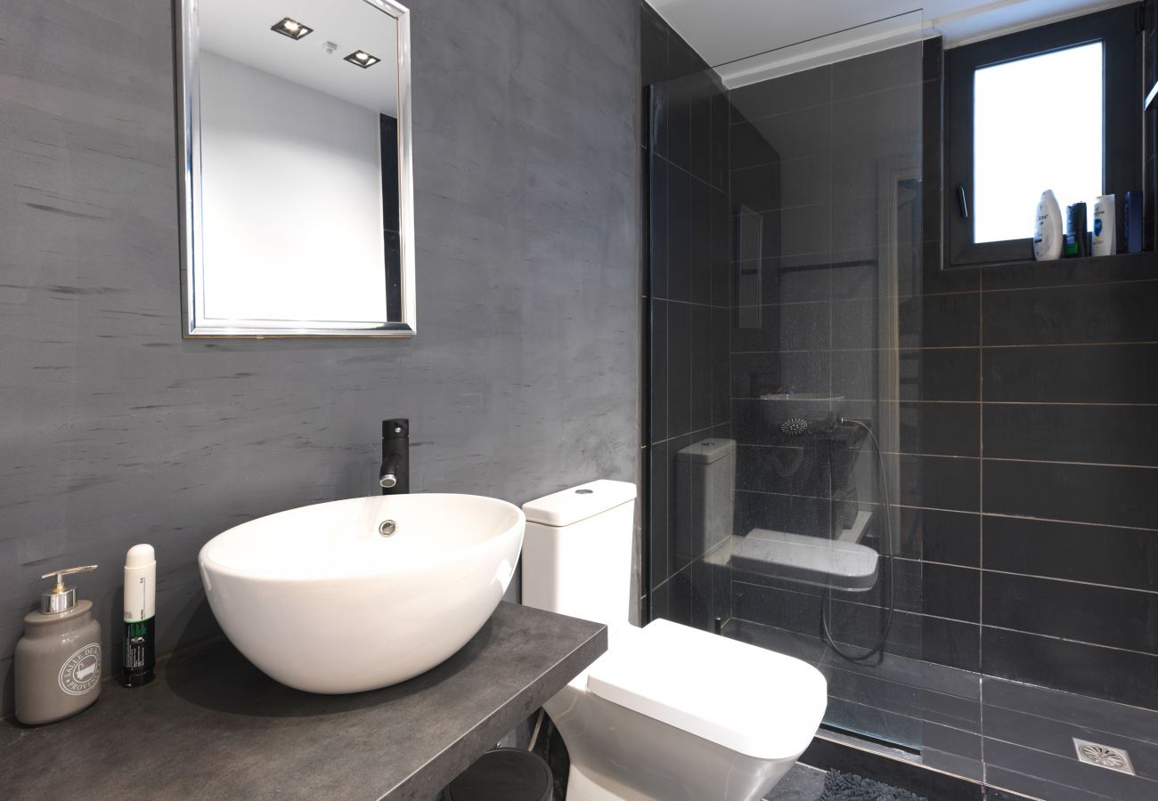 Apartment in Athens - High Tech Remote Workers' Dreamhouse