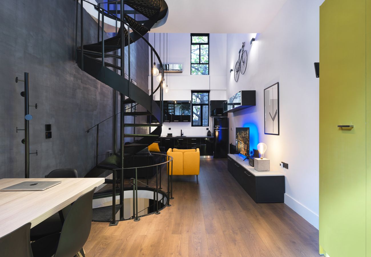 Apartment in Athens - High Tech Remote Workers' Dreamhouse