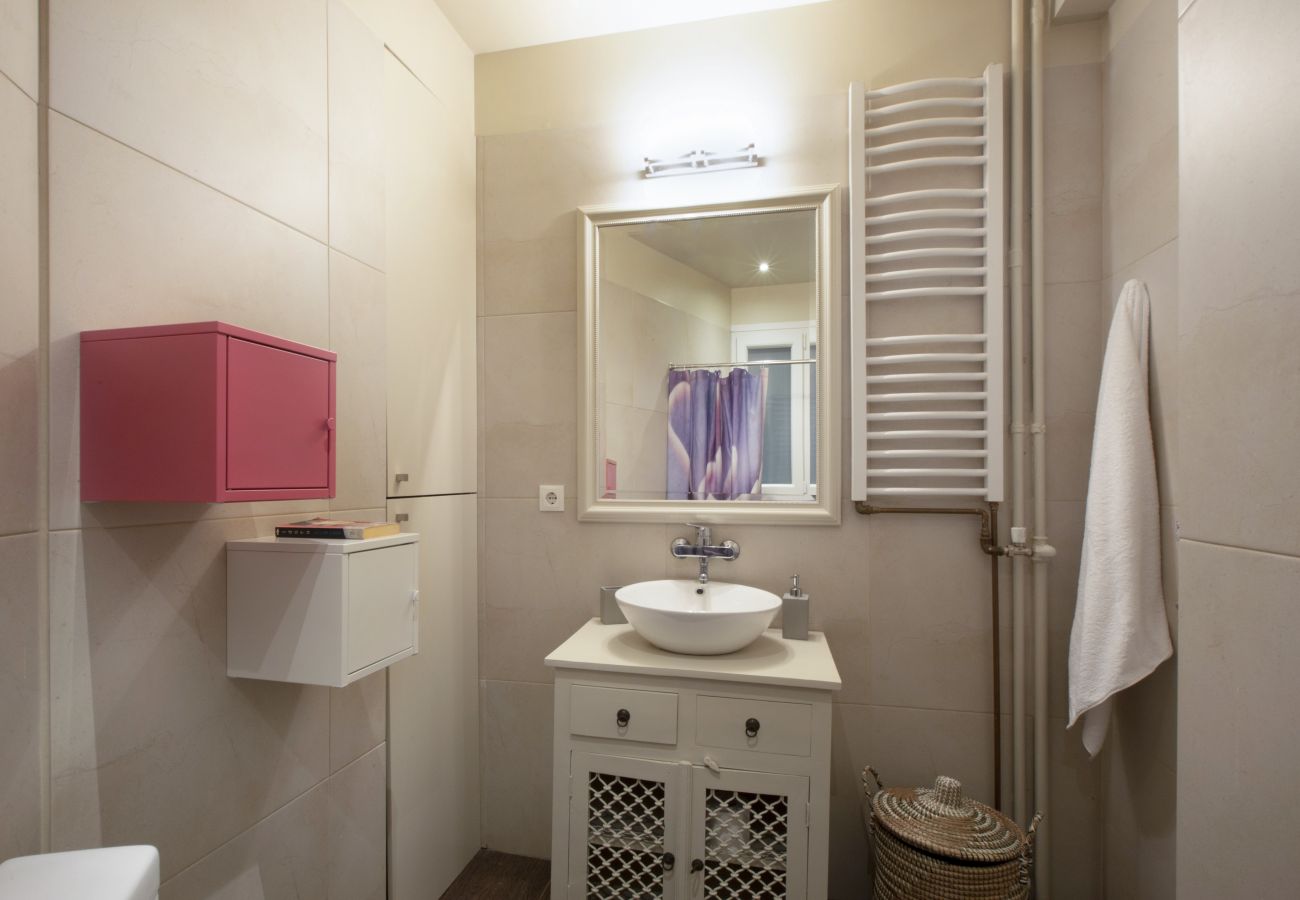 Apartment in Athens - Little gem 2 mins from Acropolis Museum 