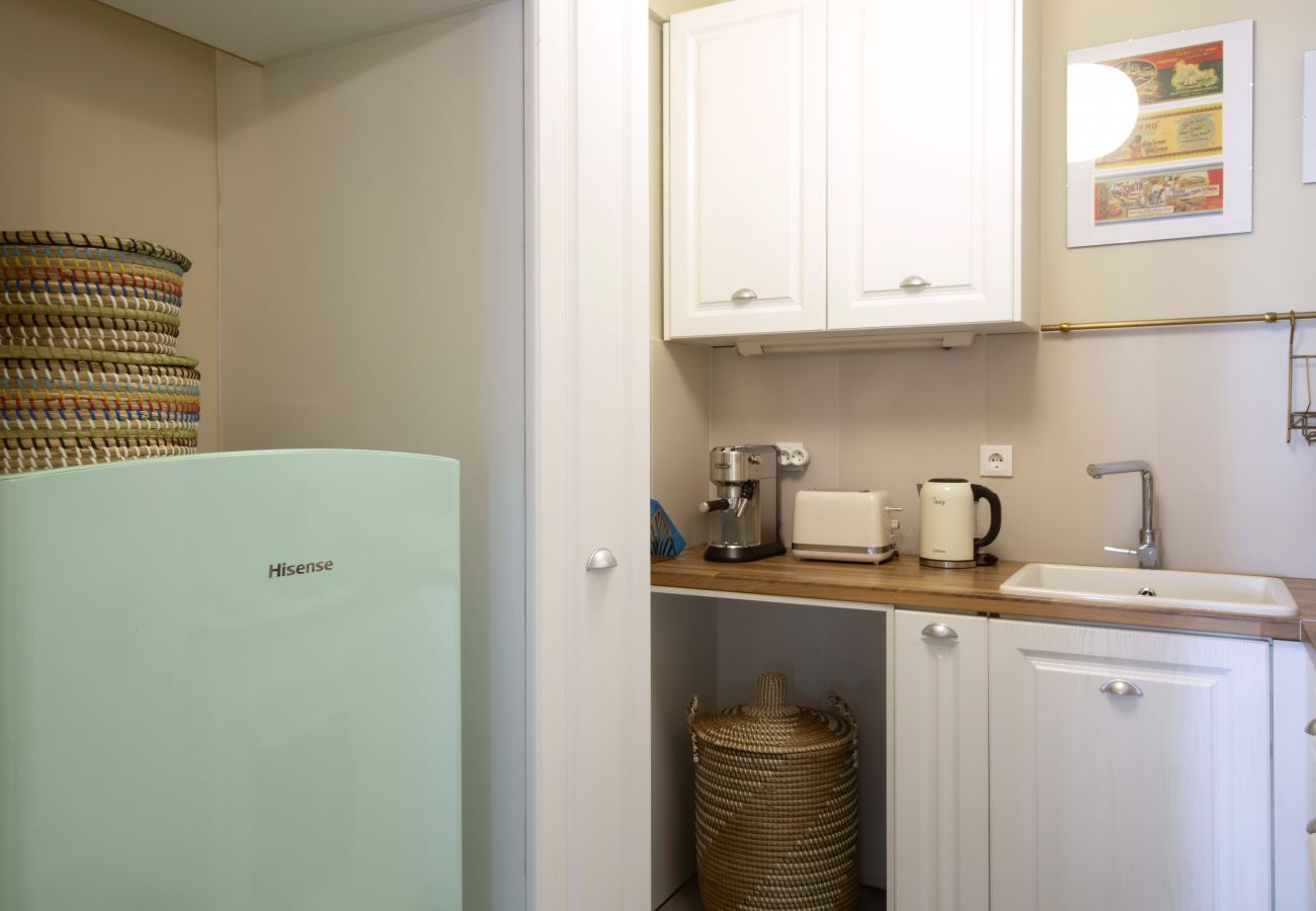 Apartment in Athens - Little gem 2 mins from Acropolis Museum 