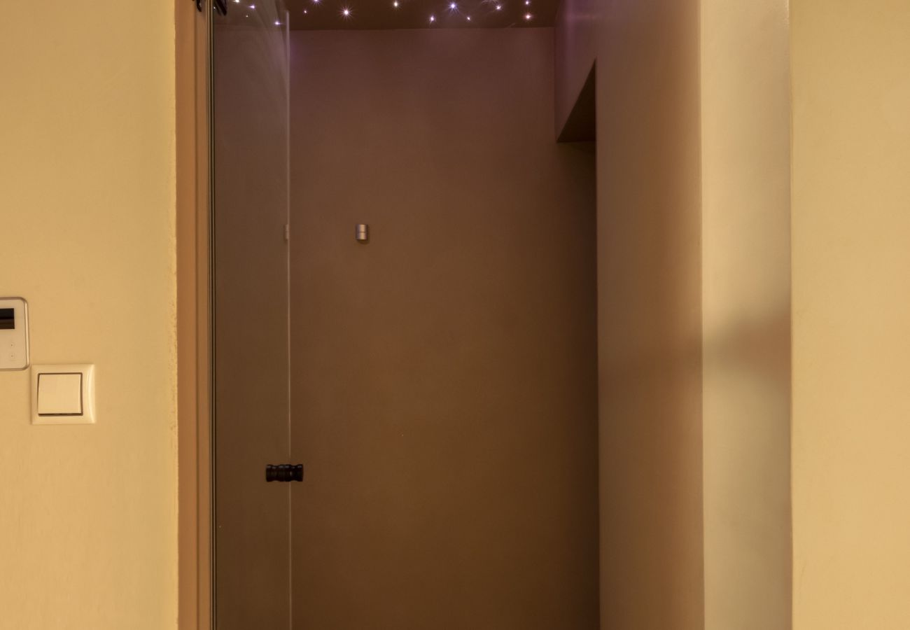 Apartment in Athens - A Truly WOW Experience for Every Guest.