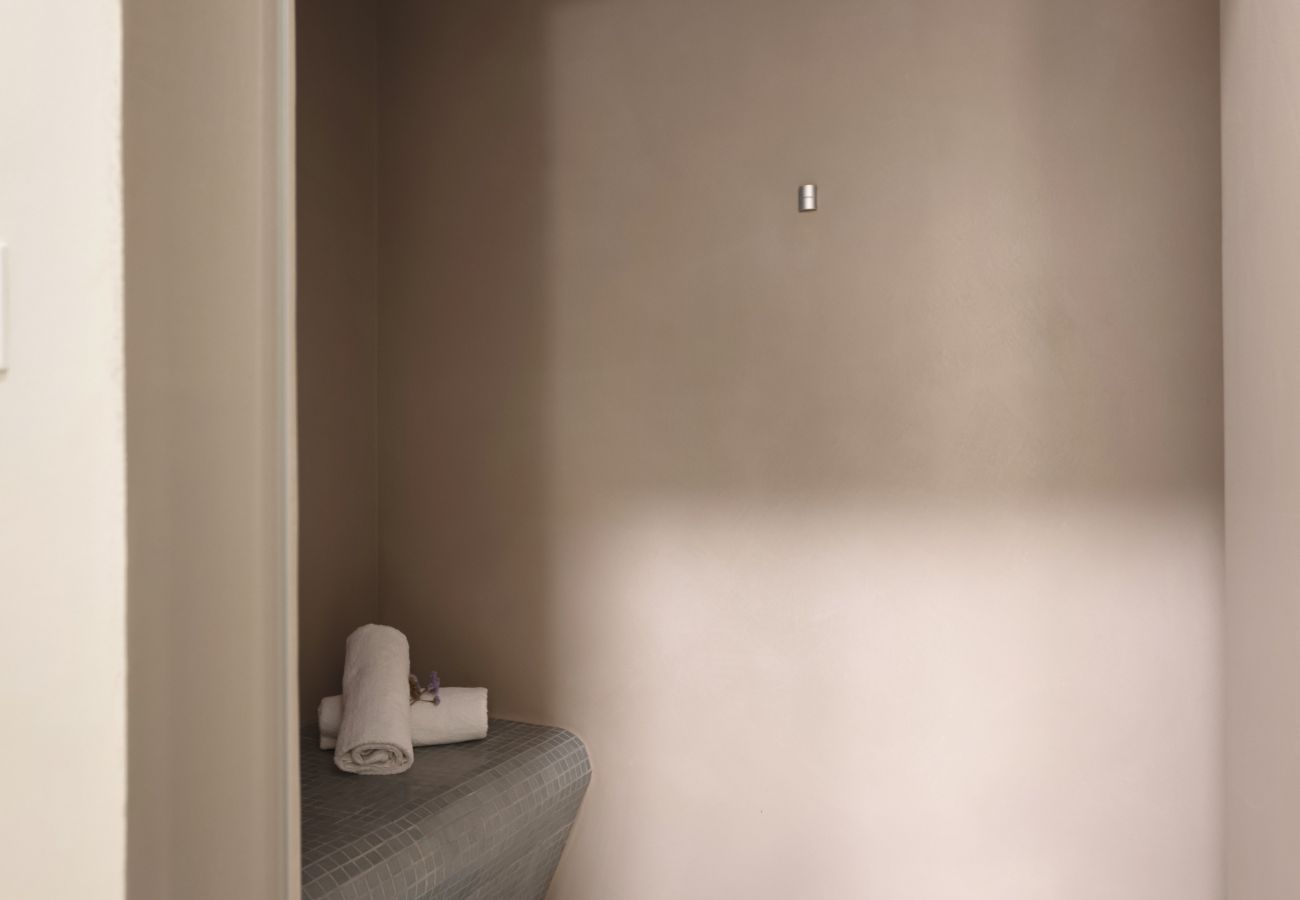 Apartment in Athens - A Truly WOW Experience for Every Guest.