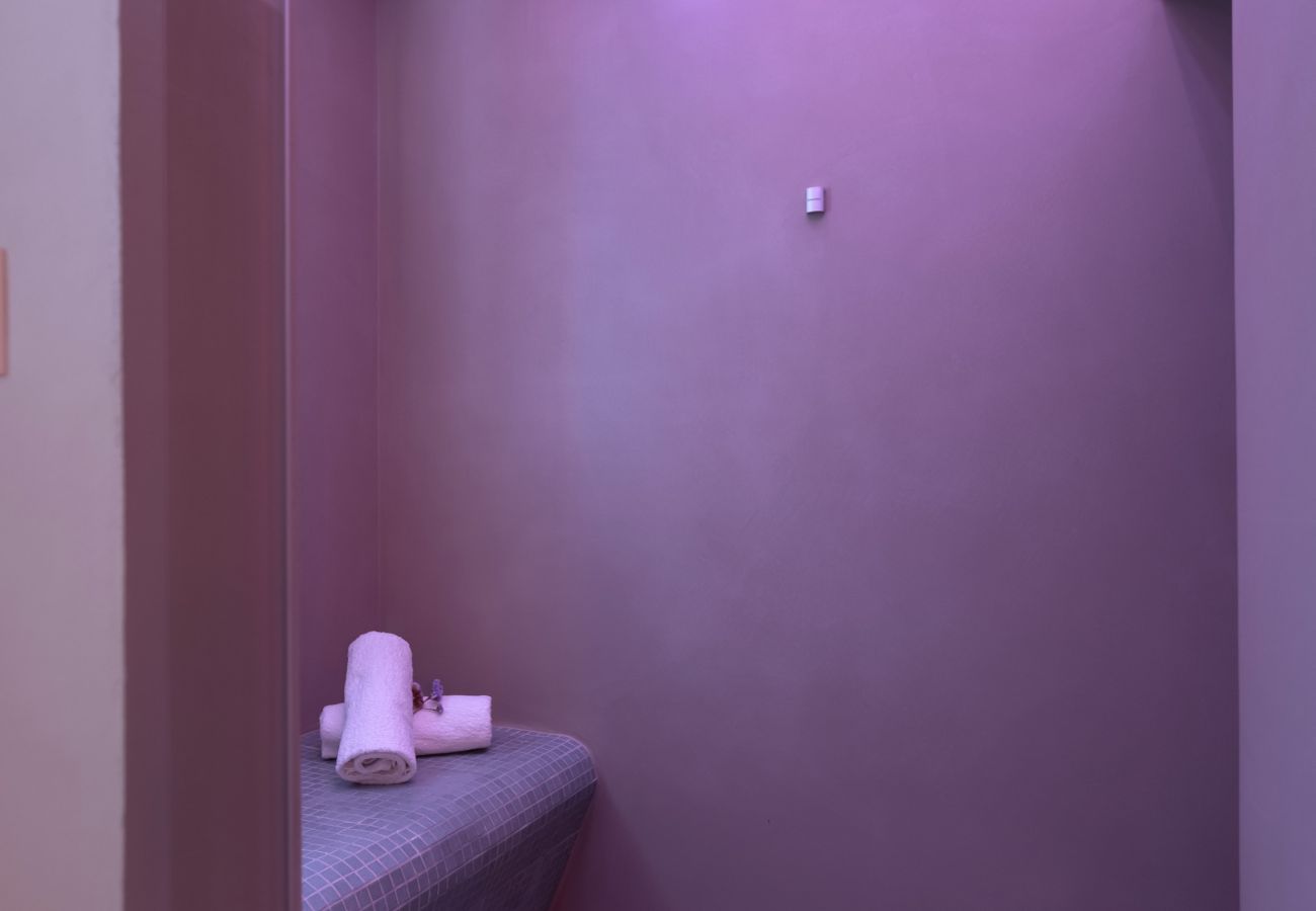 Apartment in Athens - A Truly WOW Experience for Every Guest.