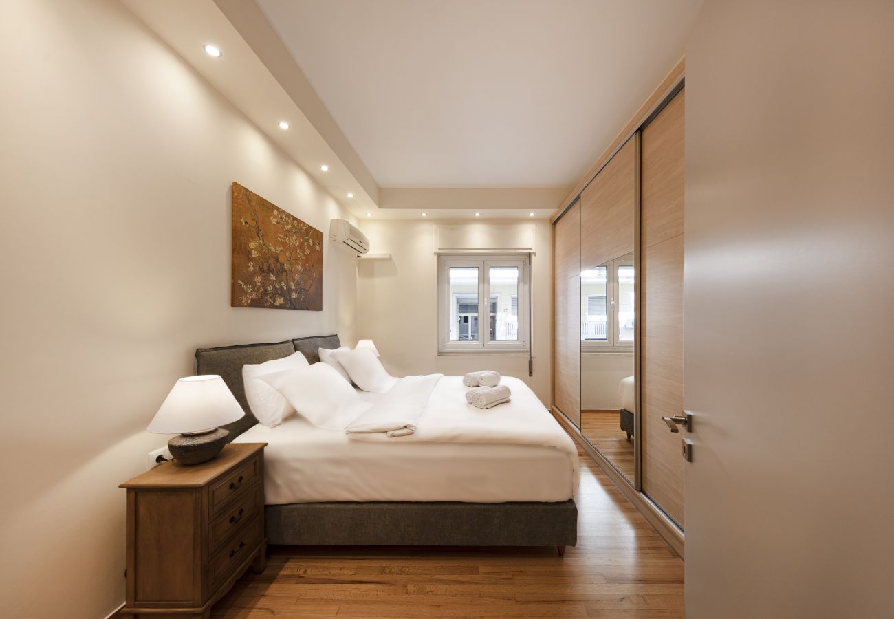 Apartment in Athens - Stylish Kolonaki 2 Bdr apartment 