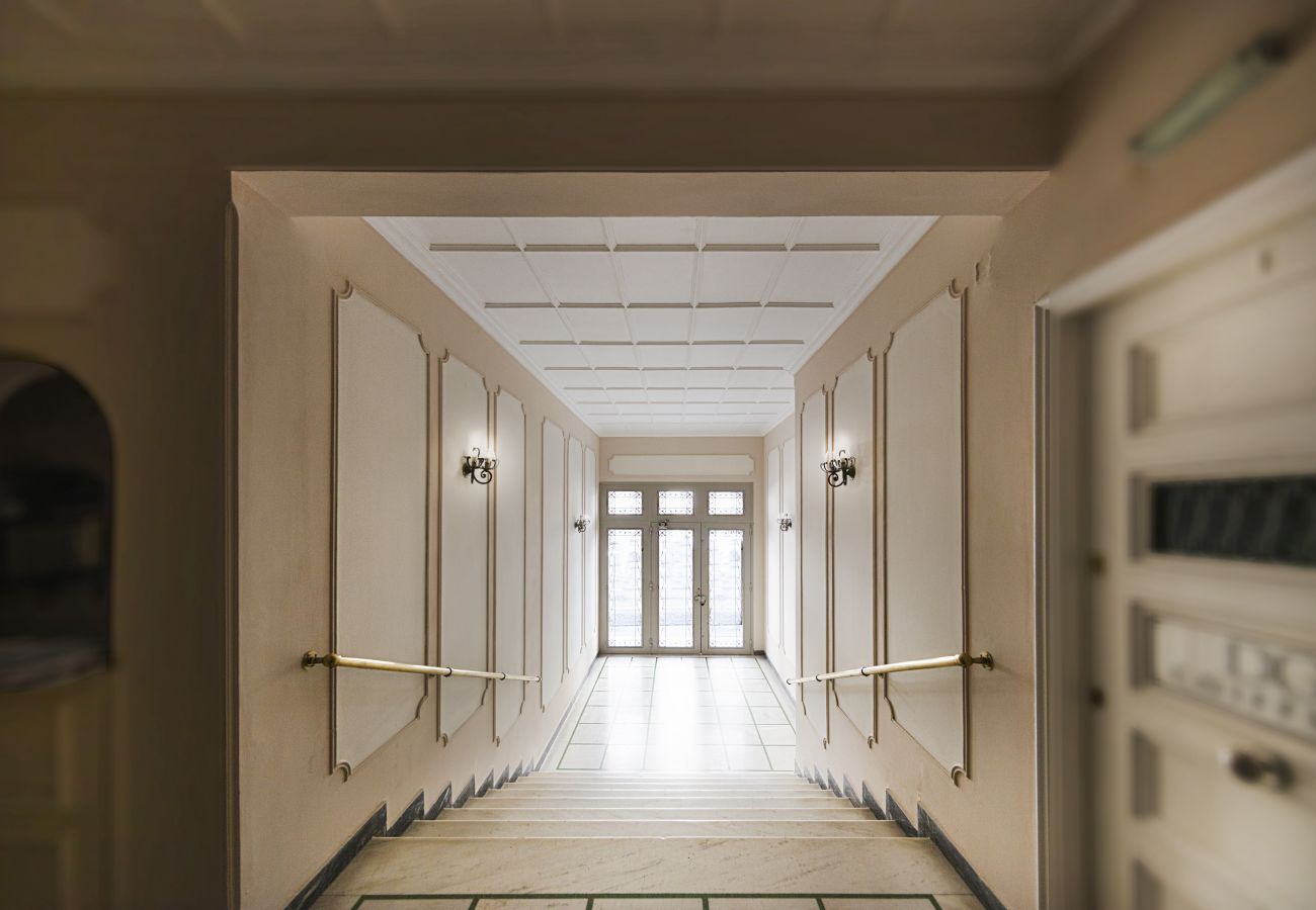 Apartment in Athens - Stylish Kolonaki 2 Bdr apartment 