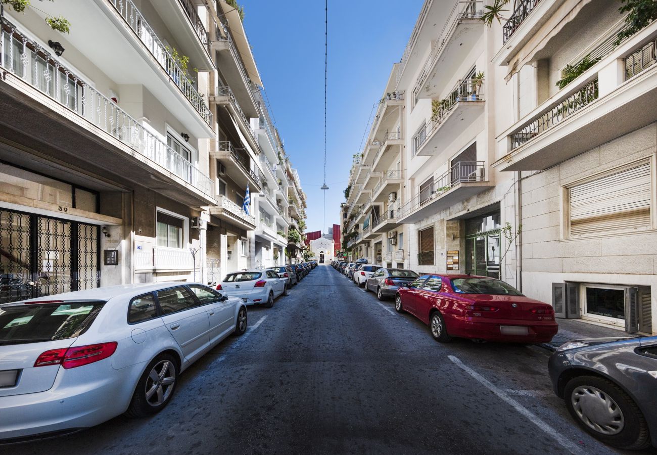 Apartment in Athens - Stylish Kolonaki 2 Bdr apartment 