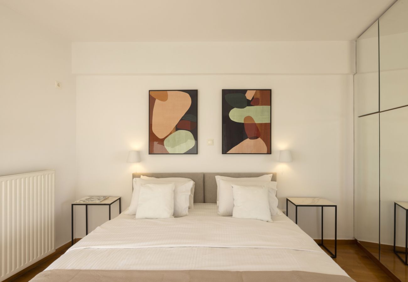 Apartment in Athens - STUNNING PENTHOUSE WITH SPECTACULAR VISTAS! 