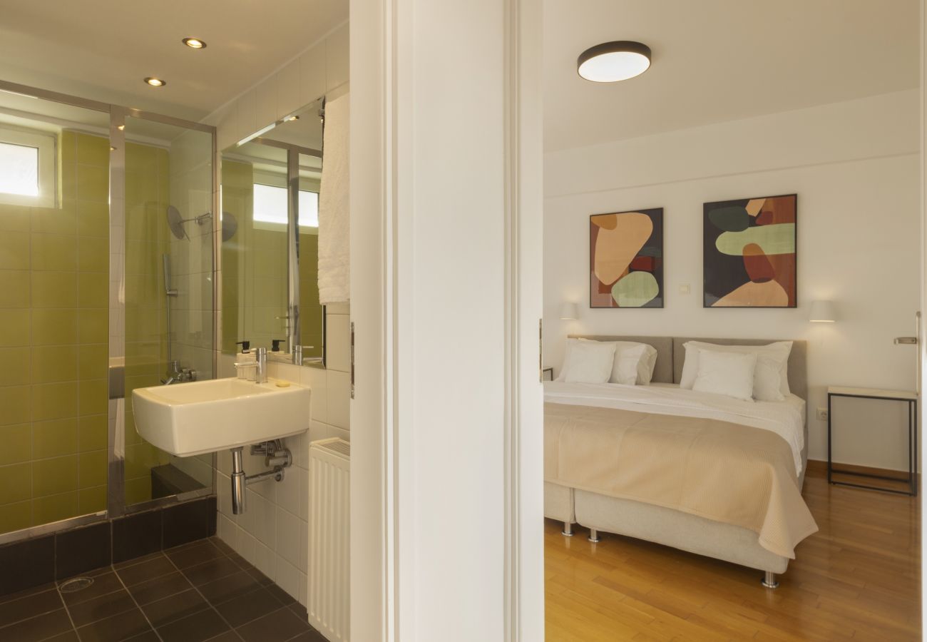 Apartment in Athens - STUNNING PENTHOUSE WITH SPECTACULAR VISTAS! 