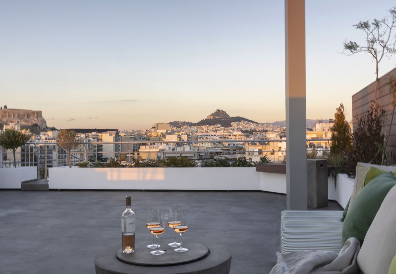 Apartment in Athens - STUNNING PENTHOUSE WITH SPECTACULAR VISTAS! 