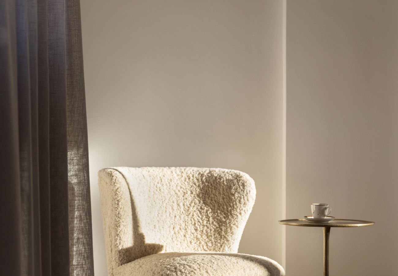 Apartment in Athens - STUNNING PENTHOUSE WITH SPECTACULAR VISTAS! 