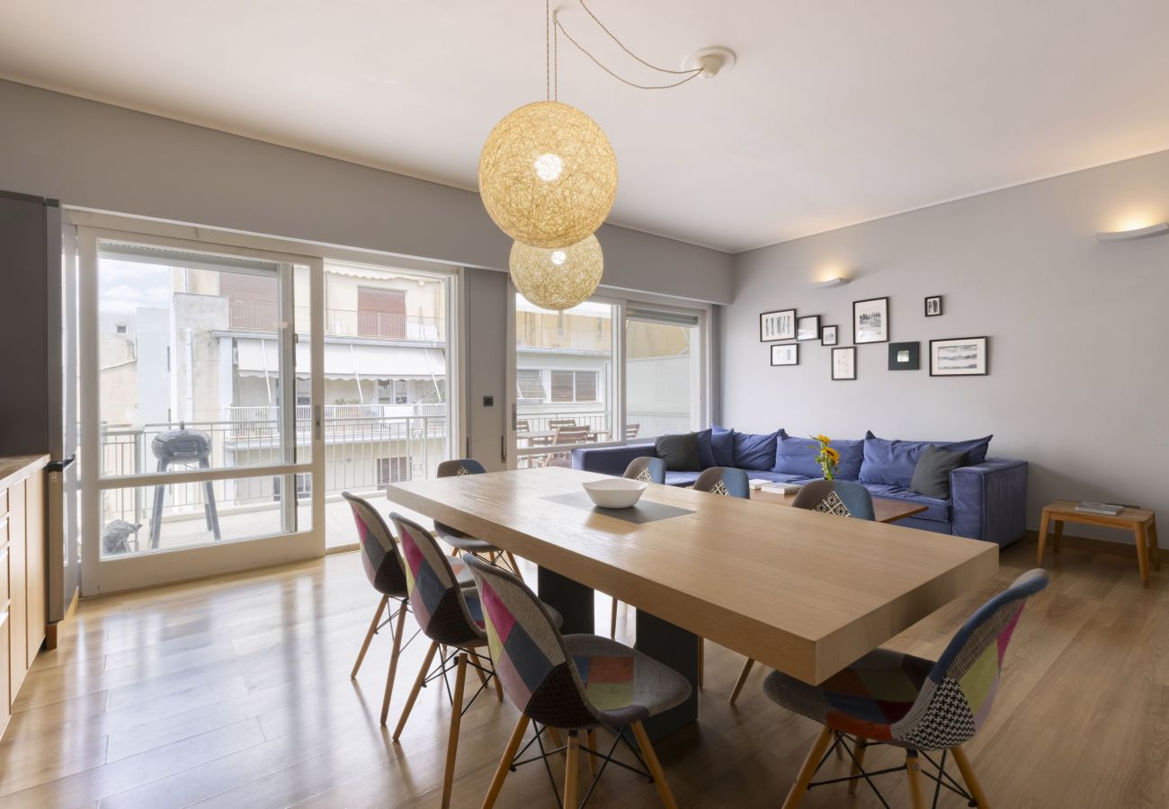 Apartment in Athens - Top Floor Renv 3BDR APT / “Pedion tou Areos” 