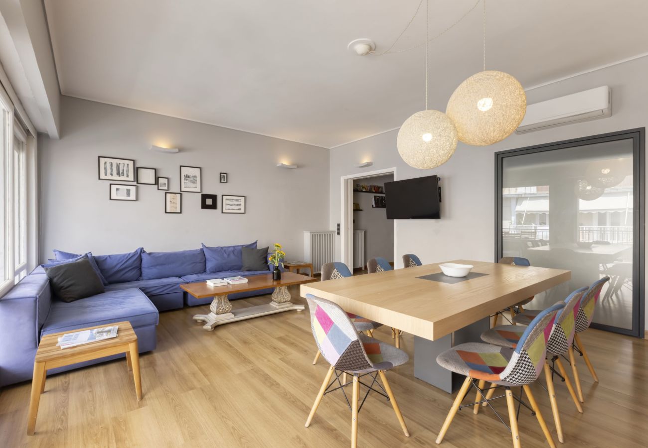 Apartment in Athens - Top Floor Renv 3BDR APT / “Pedion tou Areos” 