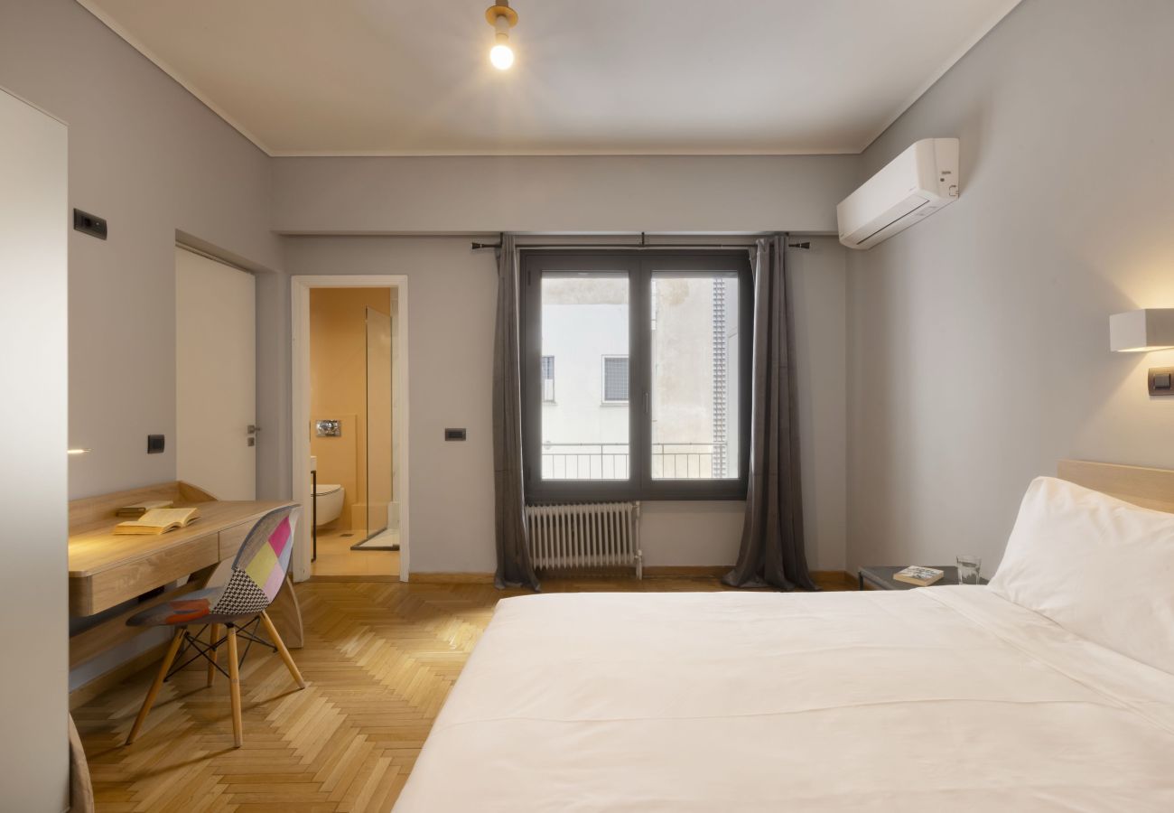 Apartment in Athens - Top Floor Renv 3BDR APT / “Pedion tou Areos” 