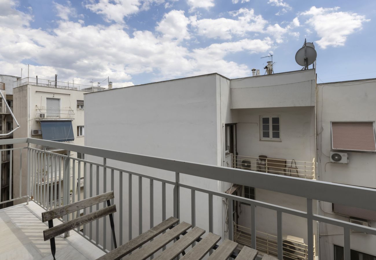 Apartment in Athens - Top Floor Renv 3BDR APT / “Pedion tou Areos” 