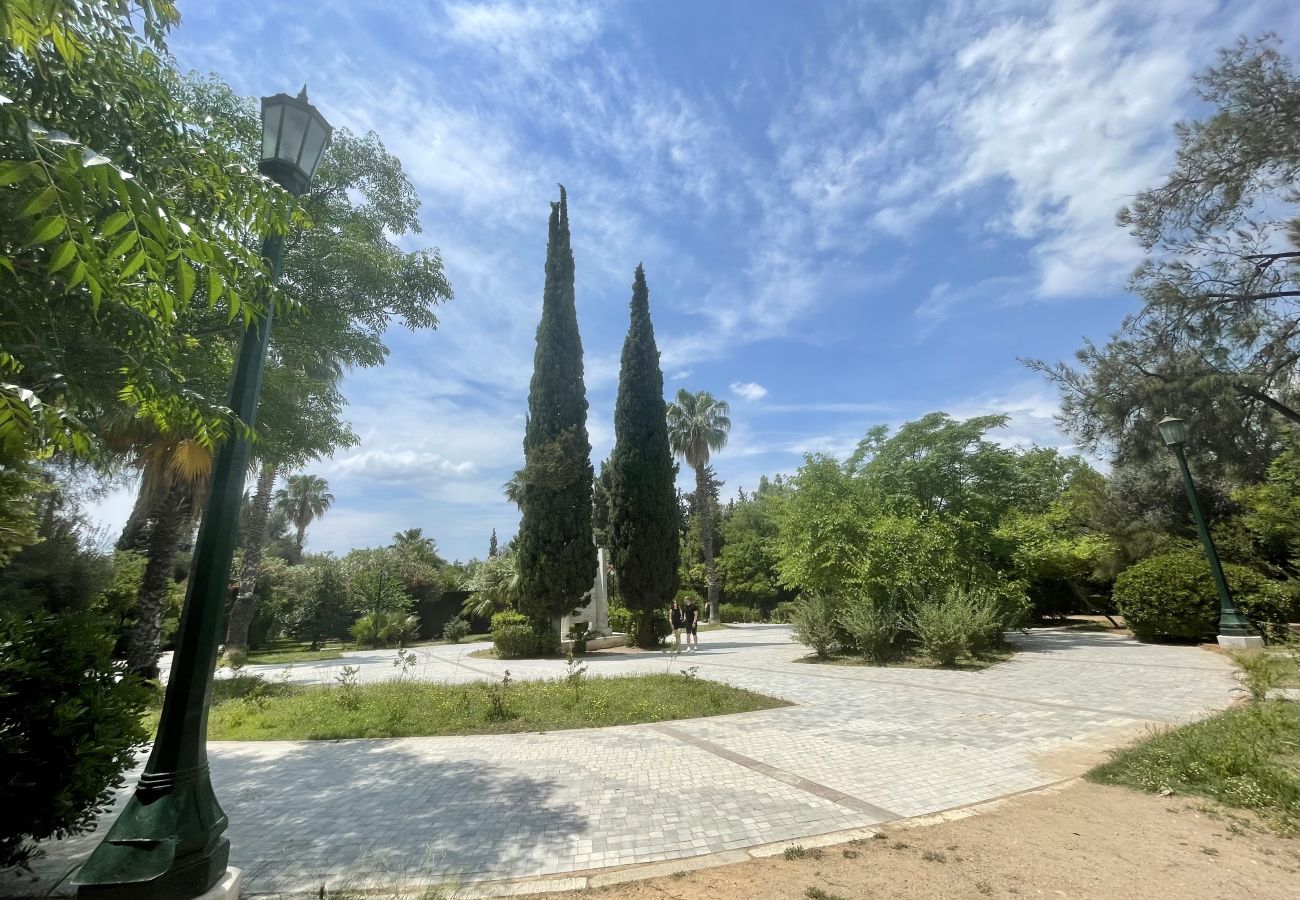 Apartment in Athens - Top Floor Renv 3BDR APT / “Pedion tou Areos” 