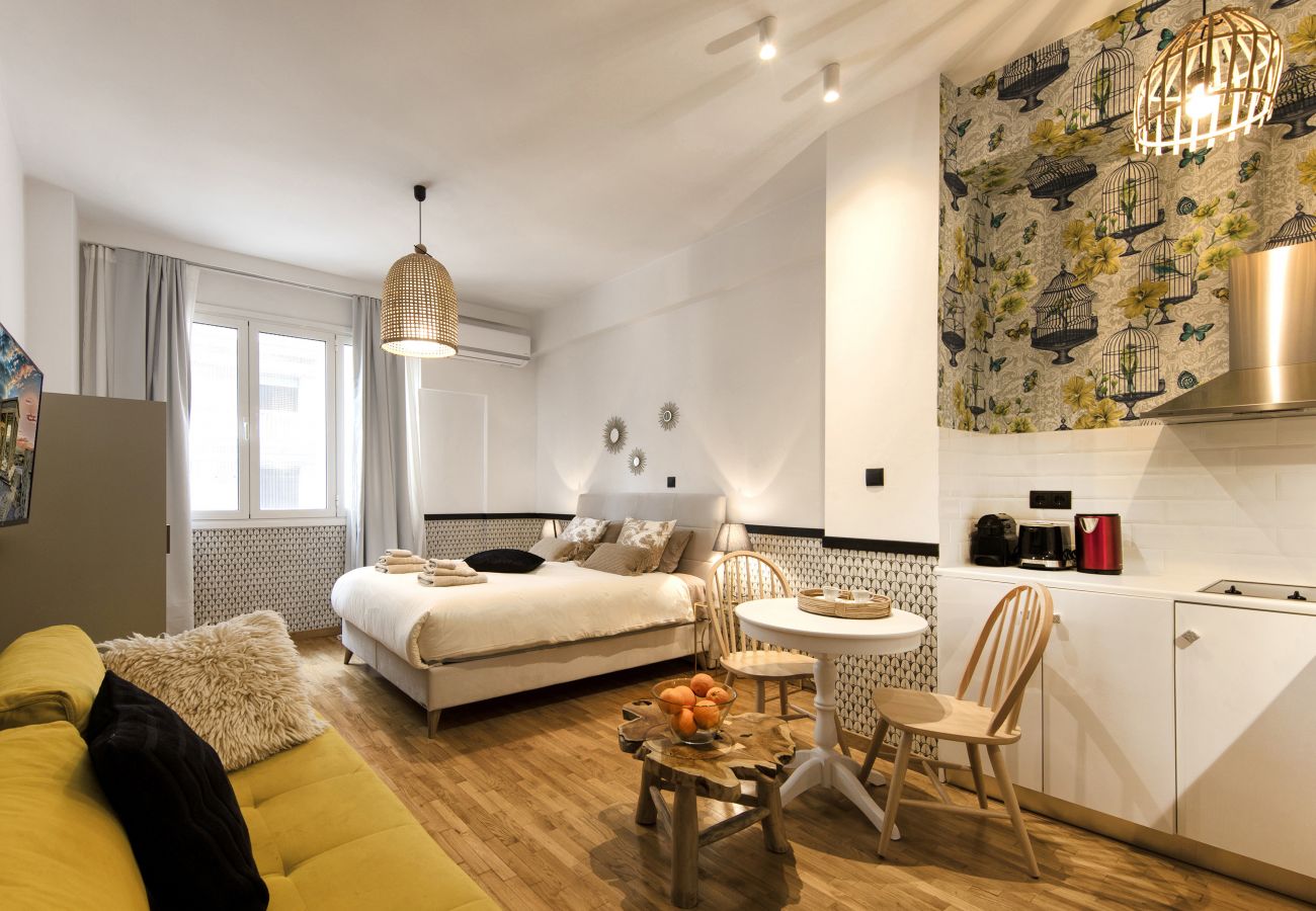 Studio in Athens - Funky boho apartment in downtown Athens 