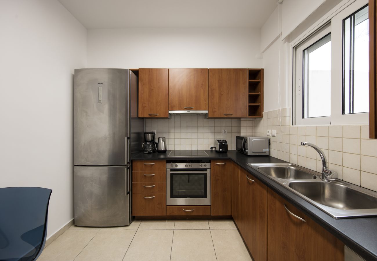 Apartment in Athens - 2 Bdr apt, VDSL,  2 mins from Acropolis museum 