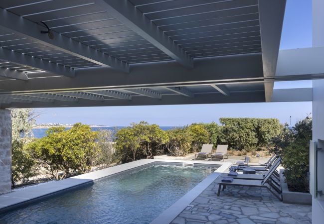 Villa in Ampelas - Stunning Beachfront 3BR Villa that has it ALL! 