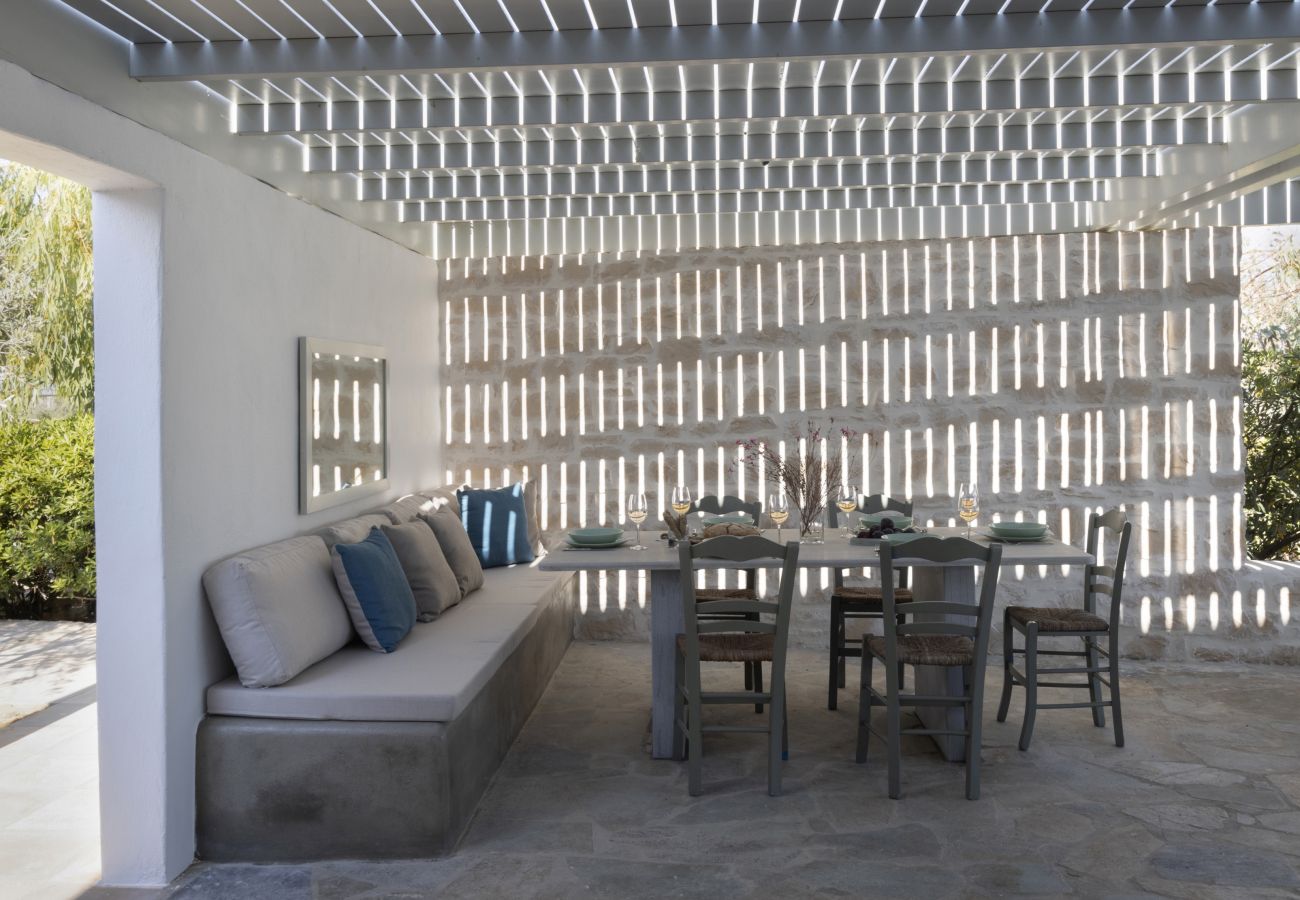 Villa in Ampelas - Stunning Beachfront 3BR Villa that has it ALL! 