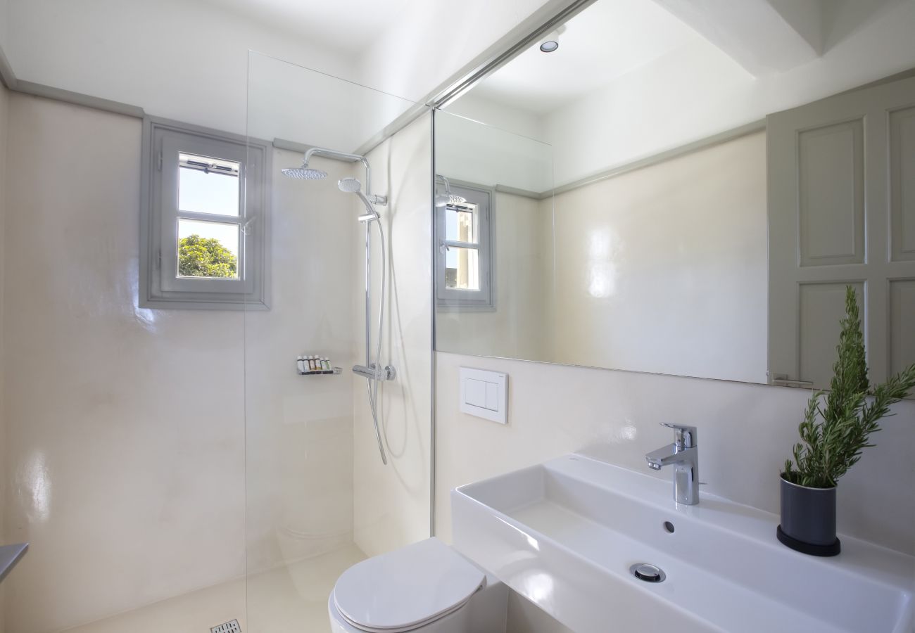 Villa in Ampelas - Villa Rinia - Seaview villa 