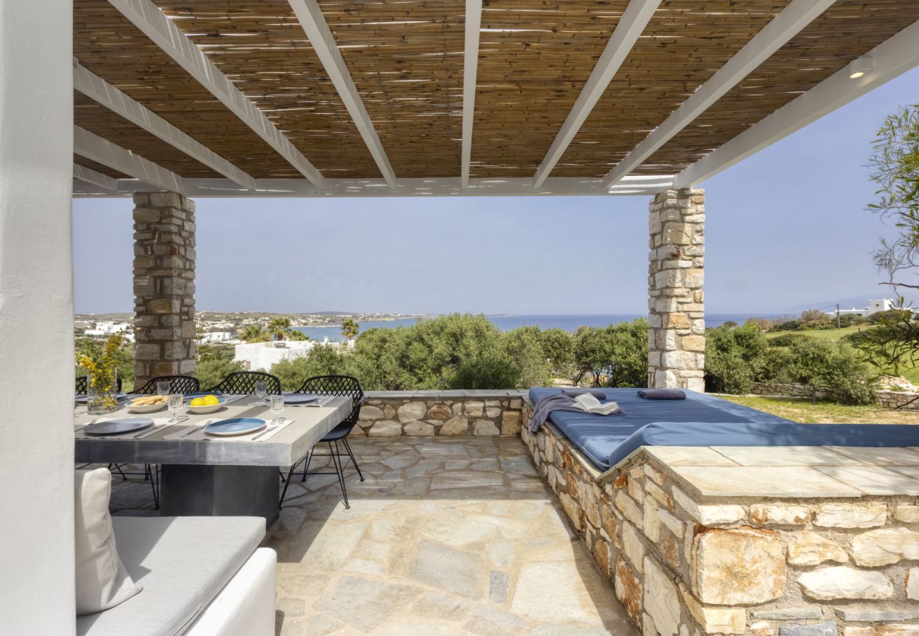 Villa in Ampelas - Beautiful 10-person Family Villa with Great Views 