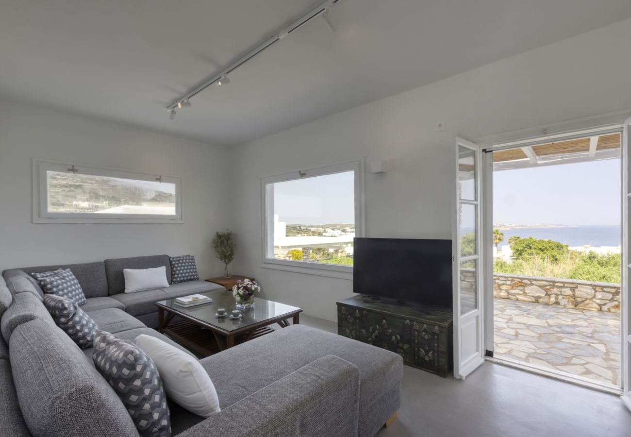 Villa in Ampelas - Beautiful 10-person Family Villa with Great Views 