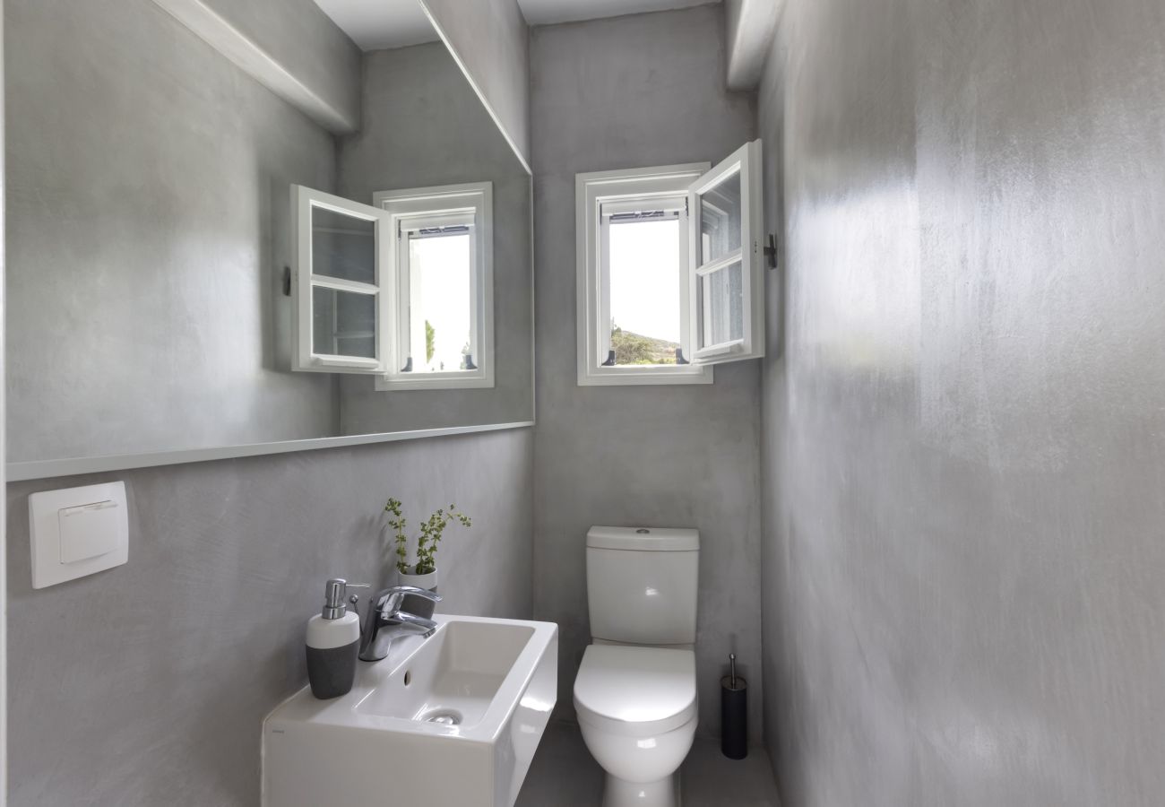 Villa in Ampelas - Beautiful 10-person Family Villa with Great Views 