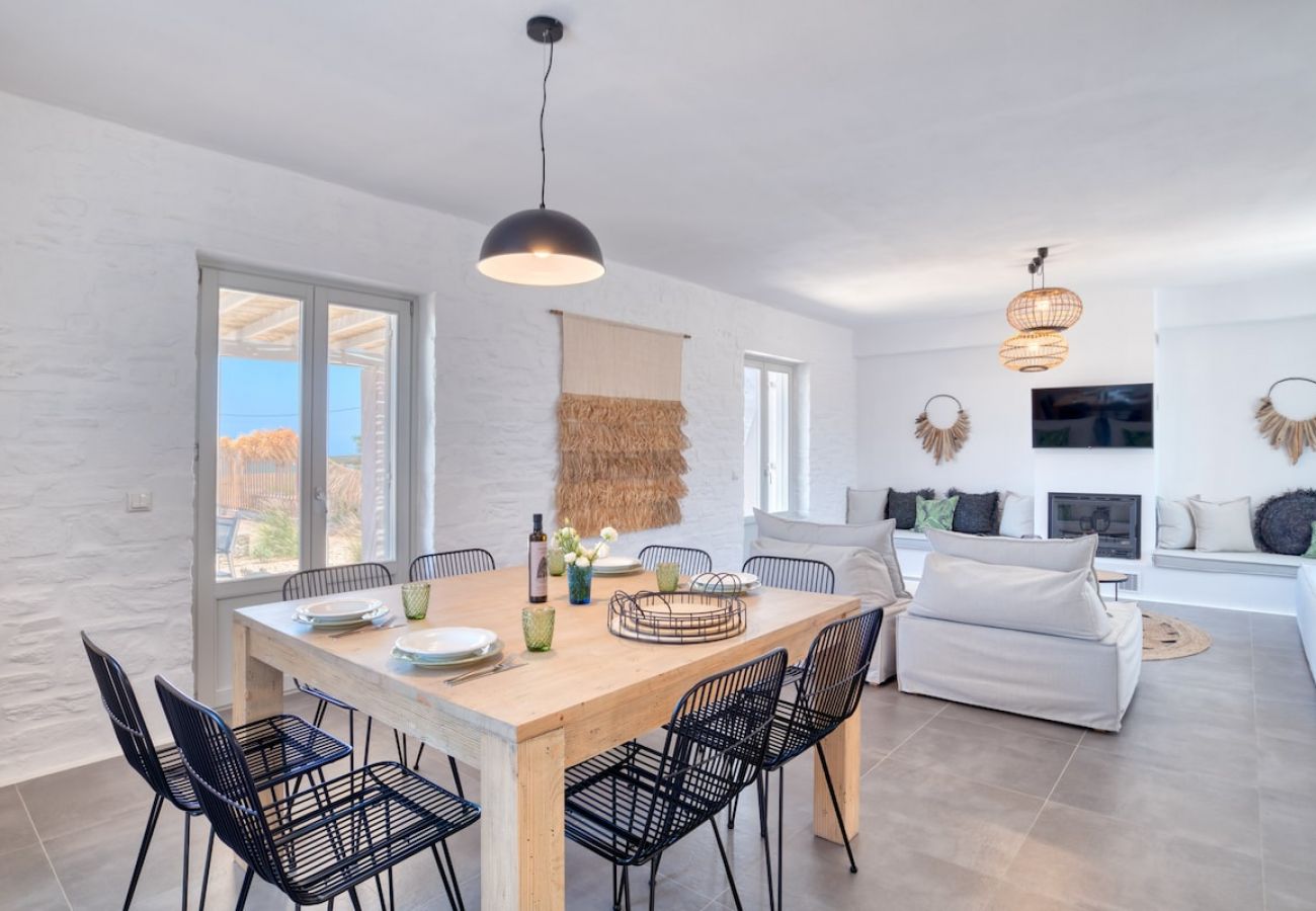 Villa in Xifara - 4BR SEAFRONT GEM. STUNNING & AT TOP LOCATION 