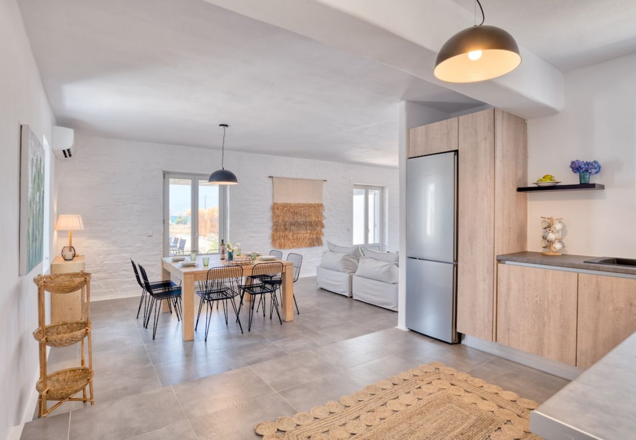 Villa in Xifara - 4BR SEAFRONT GEM. STUNNING & AT TOP LOCATION 