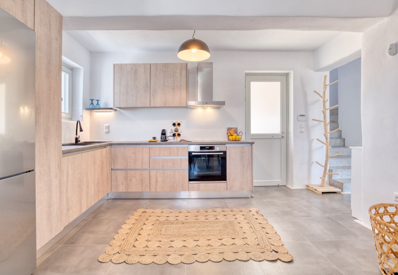 Villa in Xifara - 4BR SEAFRONT GEM. STUNNING & AT TOP LOCATION 