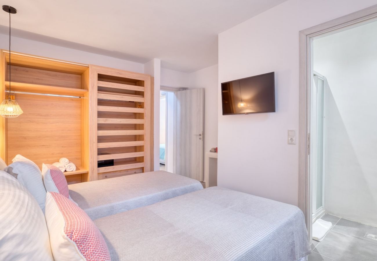 Villa in Xifara - 4BR SEAFRONT GEM. STUNNING & AT TOP LOCATION 