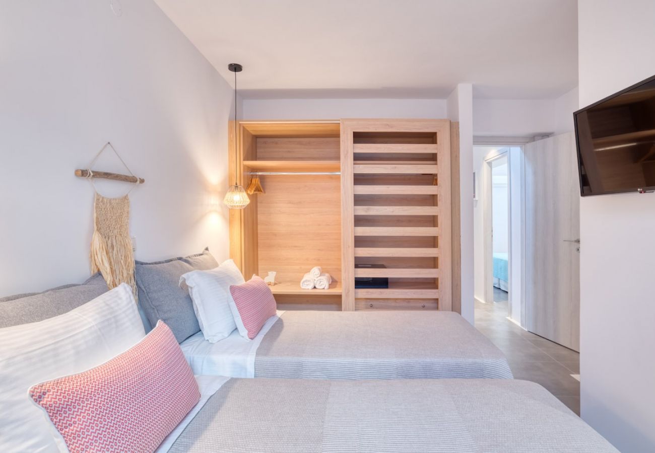 Villa in Xifara - 4BR SEAFRONT GEM. STUNNING & AT TOP LOCATION 