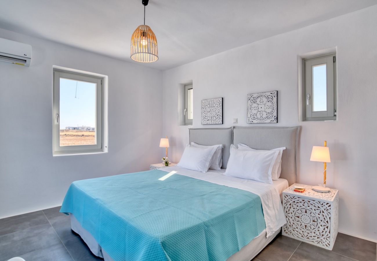 Villa in Xifara - 4BR SEAFRONT GEM. STUNNING & AT TOP LOCATION 