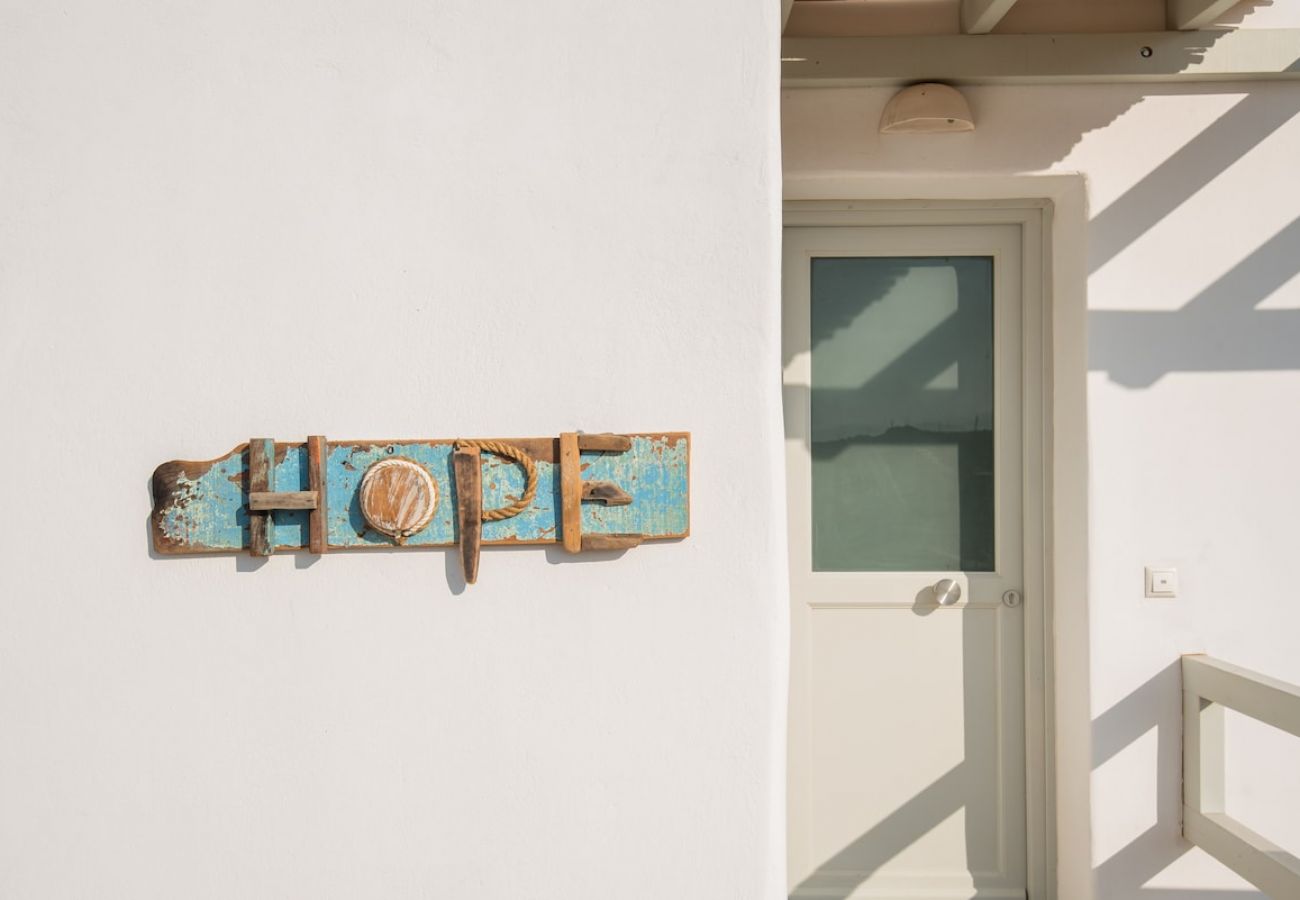 Villa in Xifara - SPECTACULAR 5 BR SEAFRONT VILLA AT PRIME LOCATION 