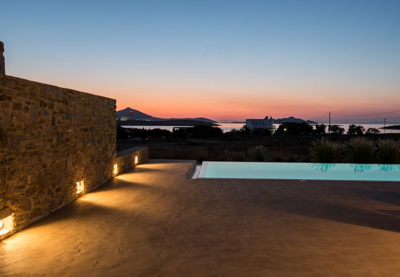 Villa in Xifara - SPECTACULAR 5 BR SEAFRONT VILLA AT PRIME LOCATION 