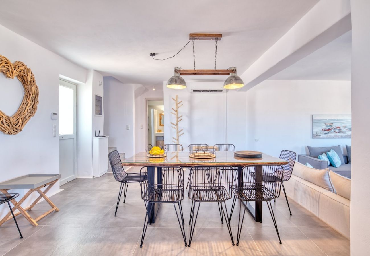 Villa in Xifara - SPECTACULAR 5 BR SEAFRONT VILLA AT PRIME LOCATION 