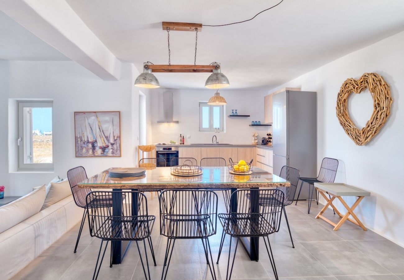 Villa in Xifara - SPECTACULAR 5 BR SEAFRONT VILLA AT PRIME LOCATION 