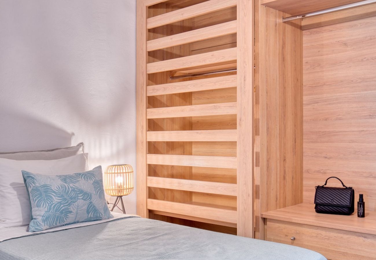 Villa in Xifara - SPECTACULAR 5 BR SEAFRONT VILLA AT PRIME LOCATION 