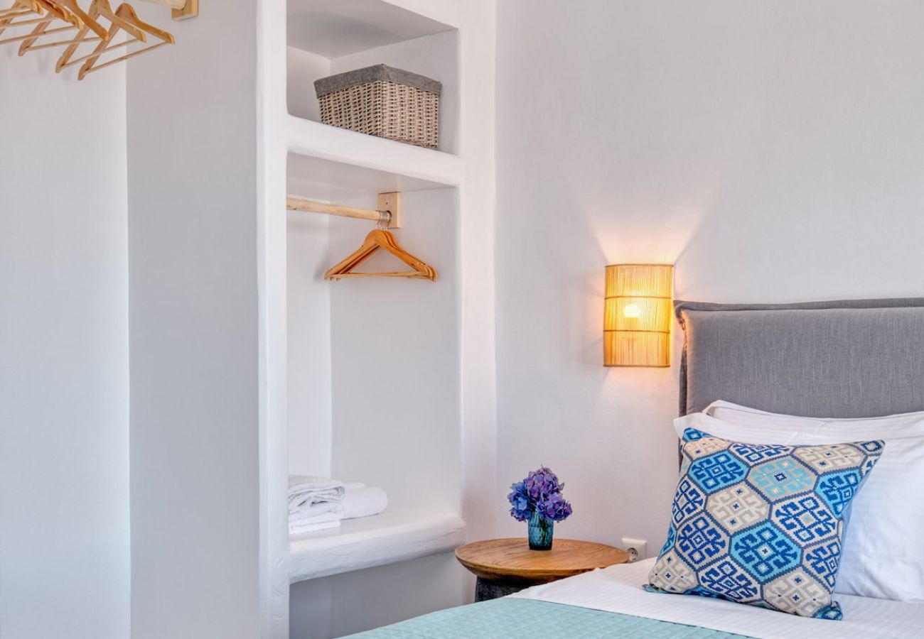 Villa in Xifara - SPECTACULAR 5 BR SEAFRONT VILLA AT PRIME LOCATION 