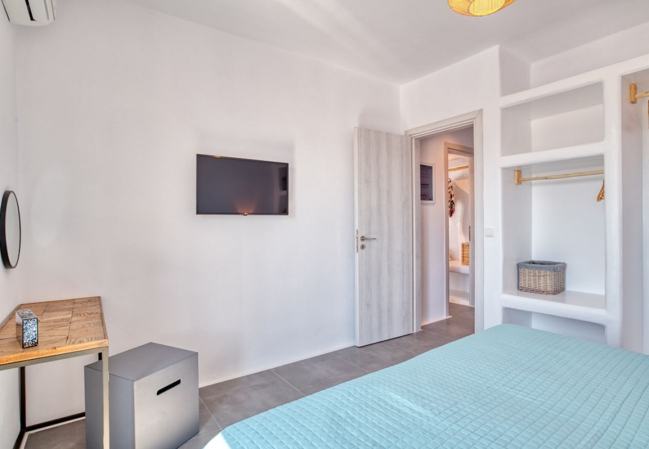 Villa in Xifara - SPECTACULAR 5 BR SEAFRONT VILLA AT PRIME LOCATION 