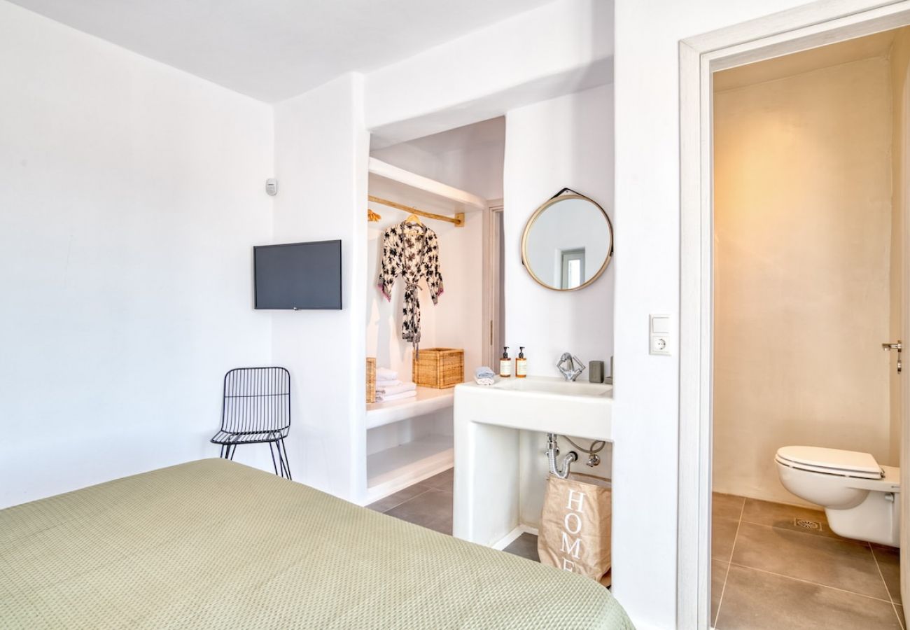 Villa in Xifara - SPECTACULAR 5 BR SEAFRONT VILLA AT PRIME LOCATION 