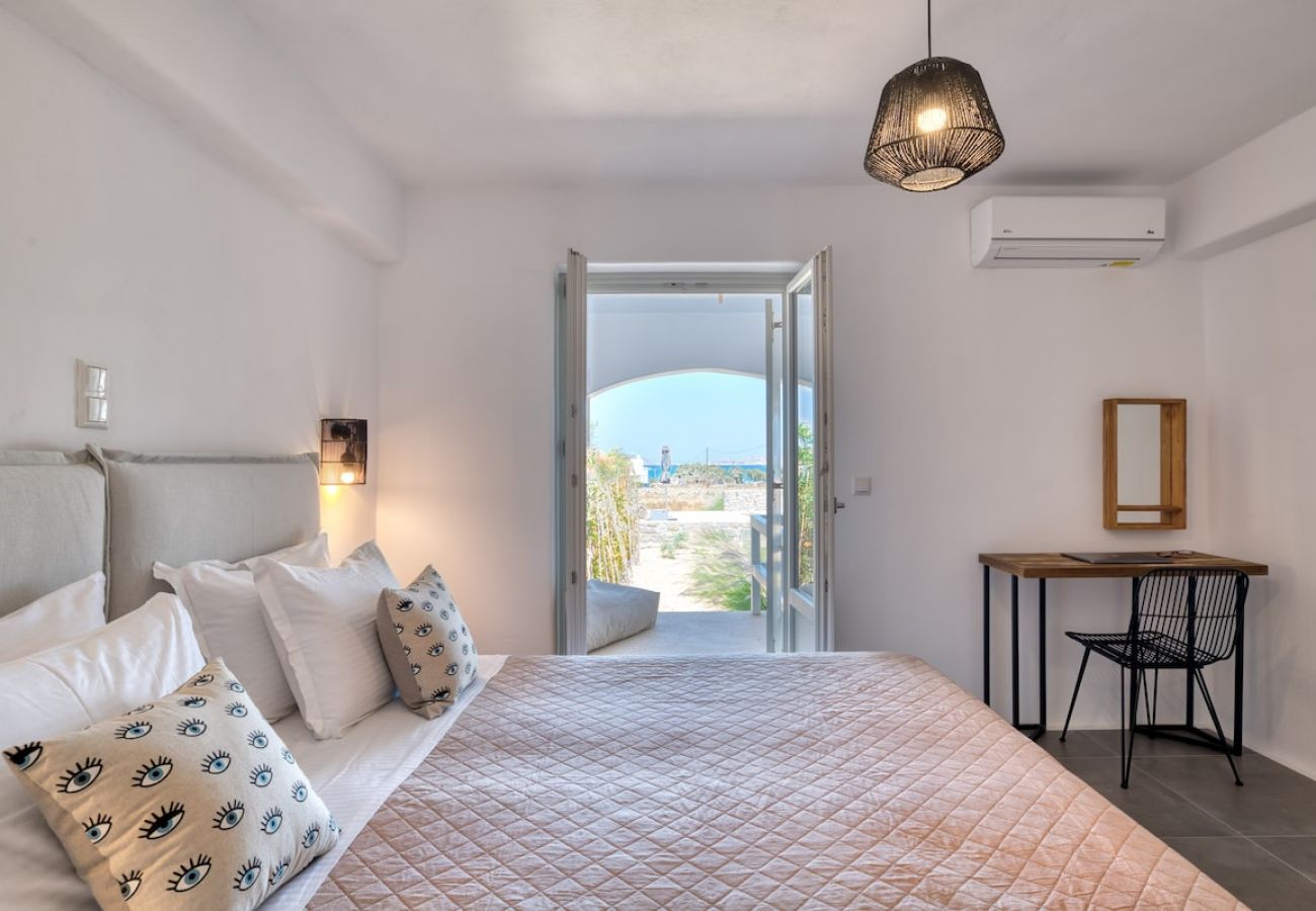 Villa in Xifara - SPECTACULAR 5 BR SEAFRONT VILLA AT PRIME LOCATION 