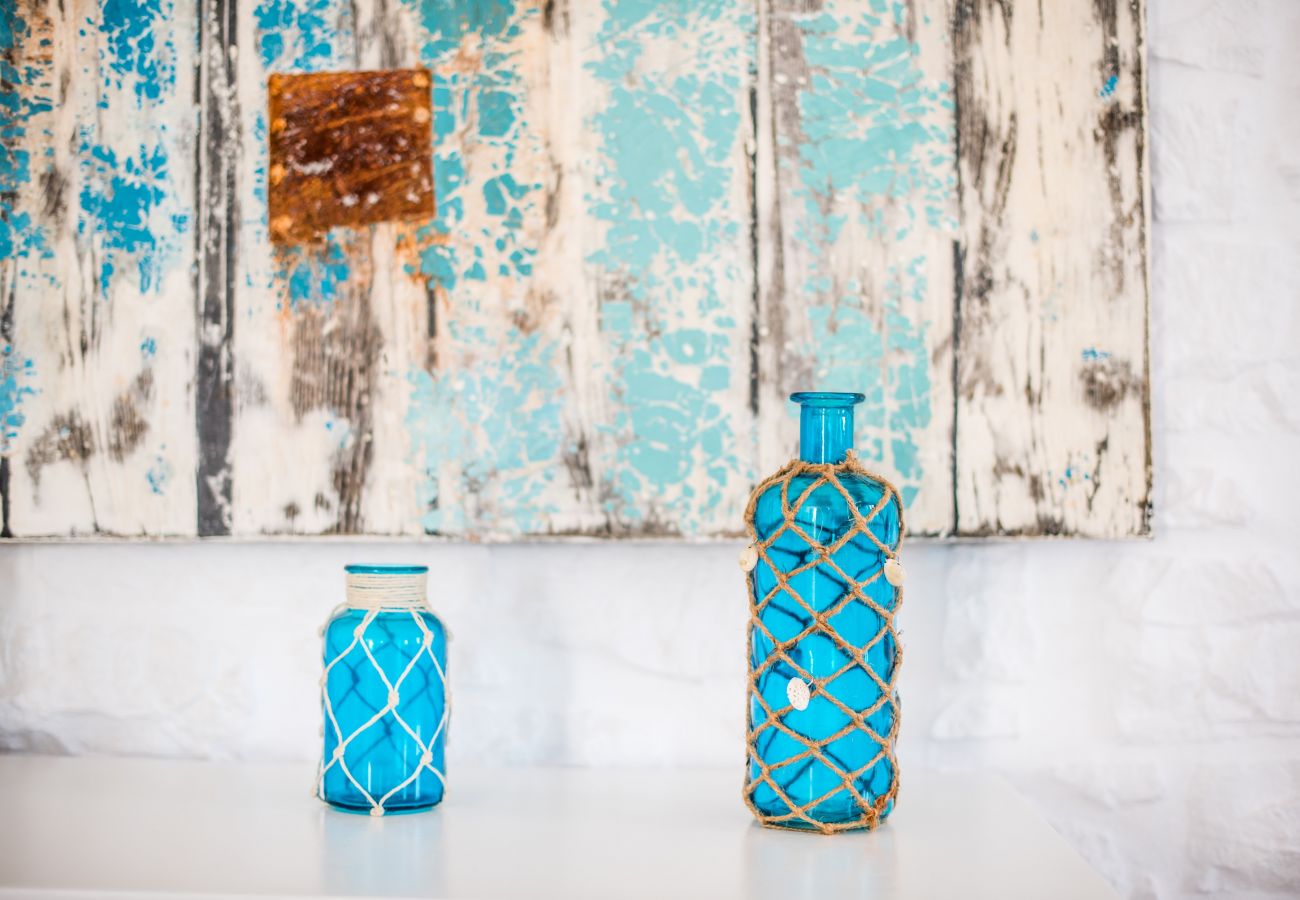 Villa in Xifara - Hip family pool villa, a walk from the beach 