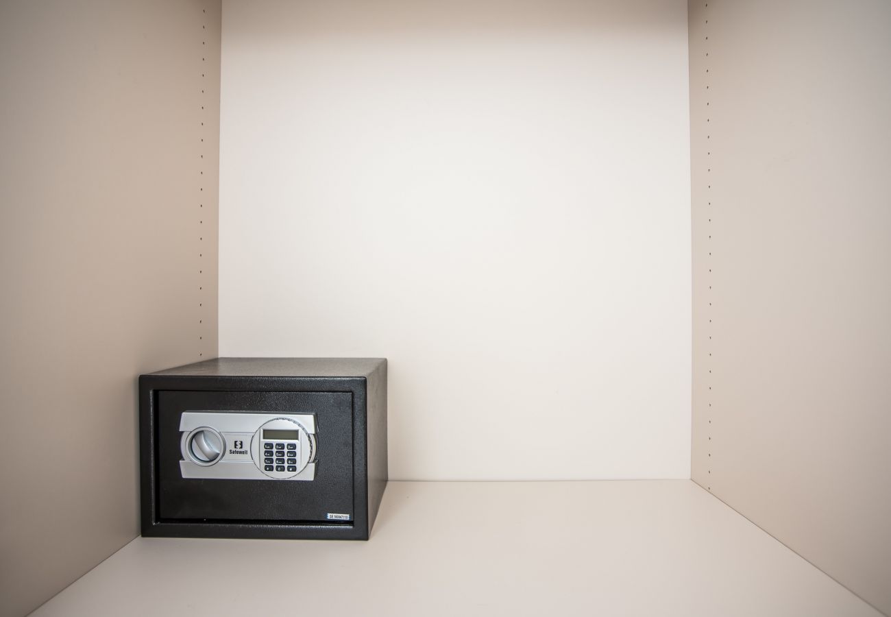 Villa in Xifara - Hip family pool villa, a walk from the beach 