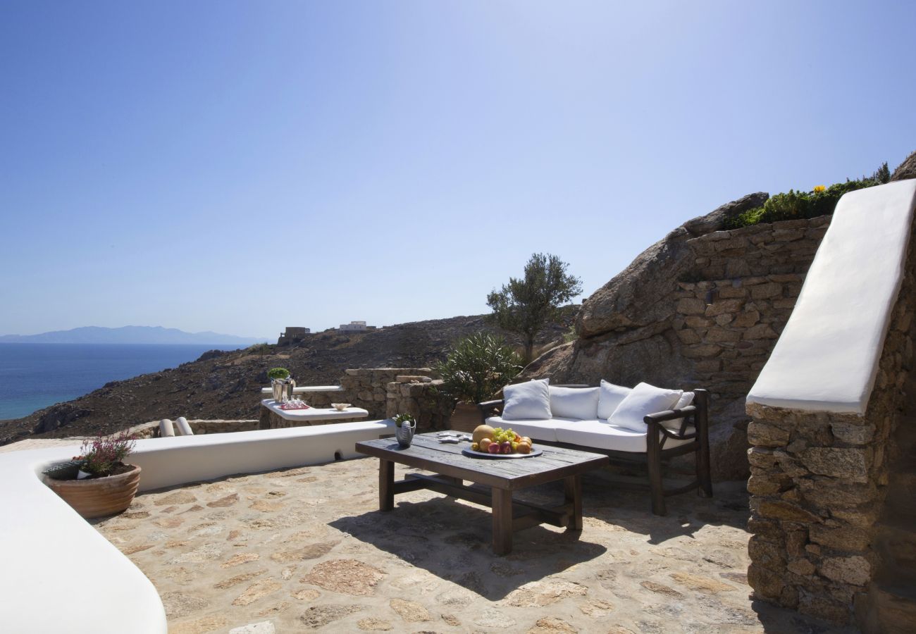 Villa in Mykonos - Villa Aerie - Sweeping sea views, eclectic style 