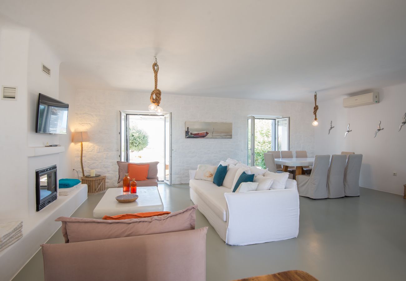 Villa in Xifara - Island Wedding paradise villas 