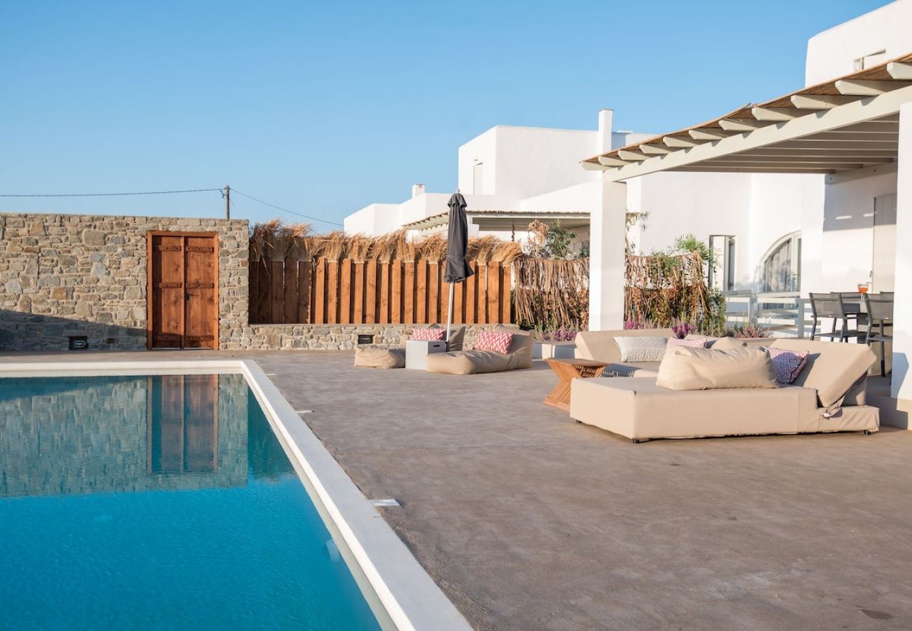 Villa in Xifara - 5BR Beachfront Über Boho Chic Villa, Top Location! 