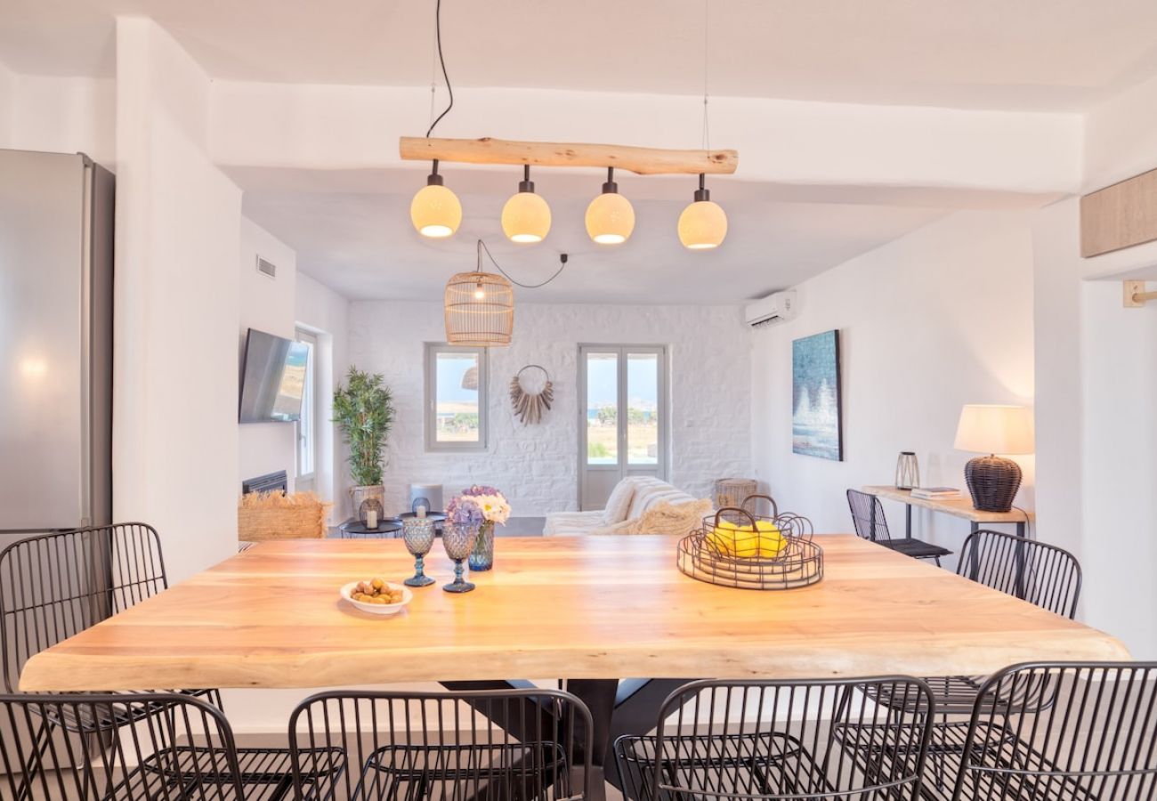 Villa in Xifara - 5BR Beachfront Über Boho Chic Villa, Top Location! 